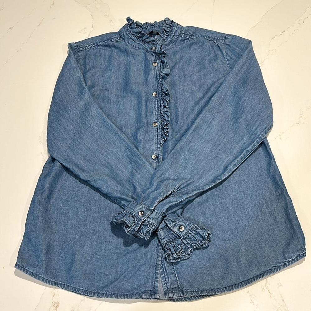 RW&CO Lyocell Denim color Shirt Long Sleeves Ruffles Size Small